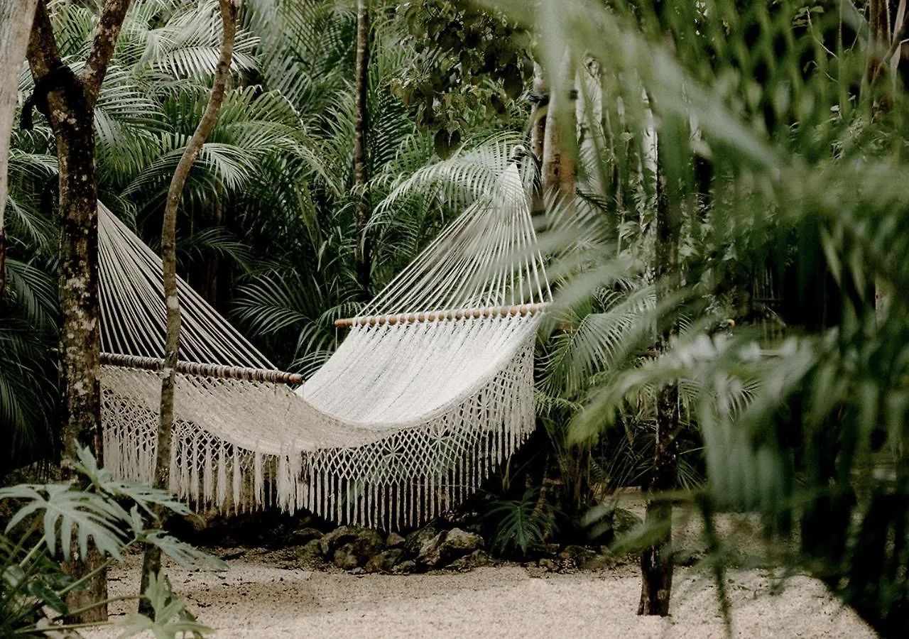 ***** Hotel Una Vida Tulum Pueblo Mexico