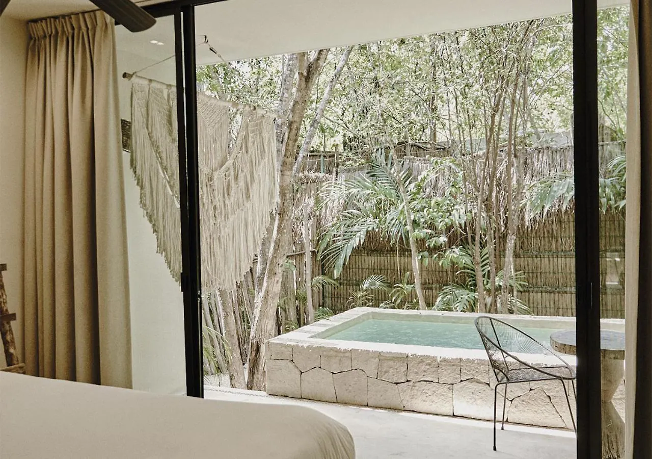 ***** Hotel Una Vida Tulum Pueblo Mexico